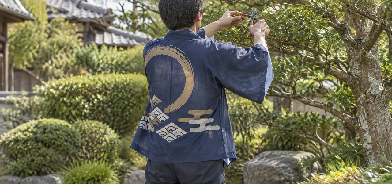 半纏を着る大工・鳶・植木職人