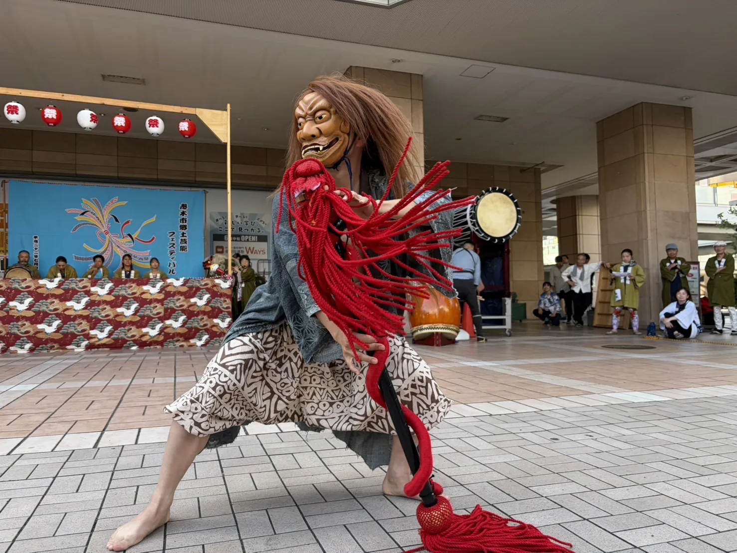 宿組囃子連保存会「狐童連」での演舞